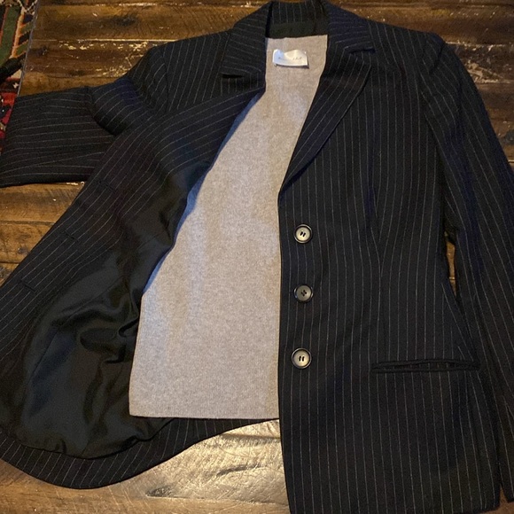 🆕 Line & Dot NWOT Madrid Sweater Top - Picture 8 of 8